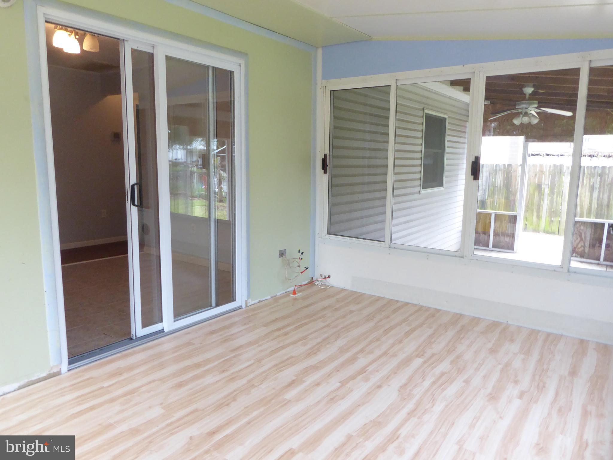 9332 Fort Smallwood Road Pasadena, MD 21122 - Photo 11 of 30 Interior (General)
