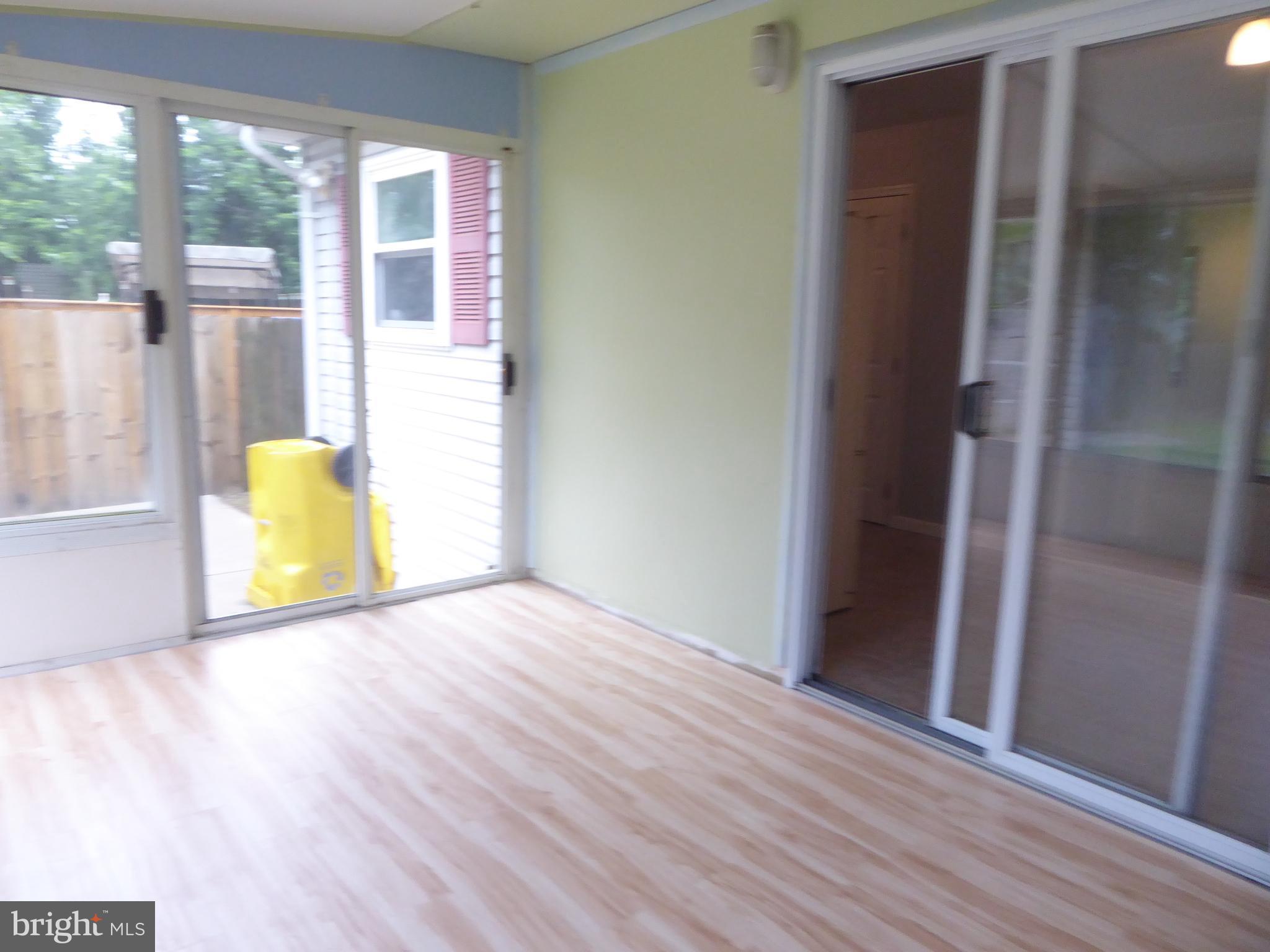 9332 Fort Smallwood Road Pasadena, MD 21122 - Photo 15 of 30 Interior (General)