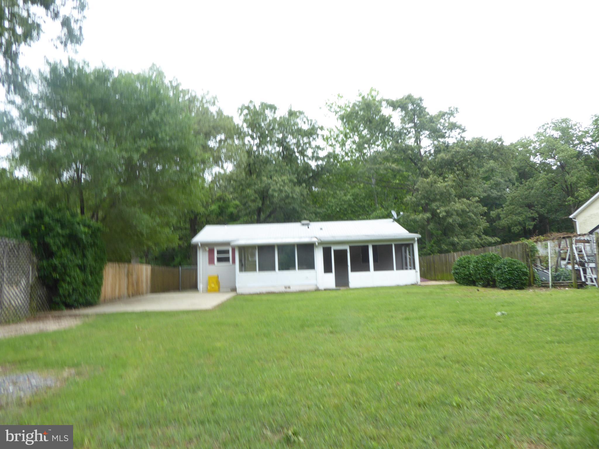 9332 Fort Smallwood Road Pasadena, MD 21122 - Photo 21 of 30 Exterior (Rear)