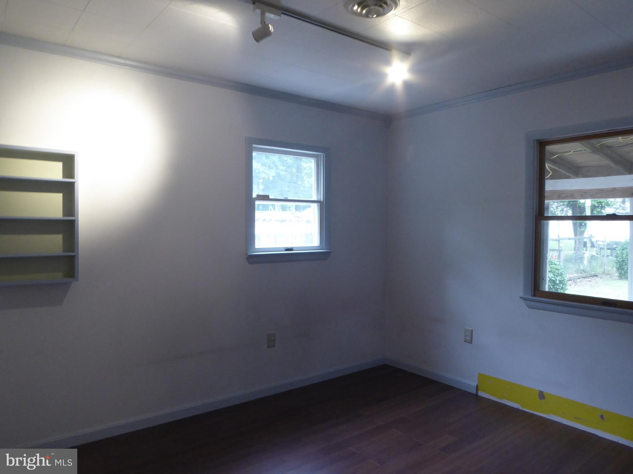 9332 Fort Smallwood Road Pasadena, MD 21122 - Photo 27 of 30 Bedroom (Master)
