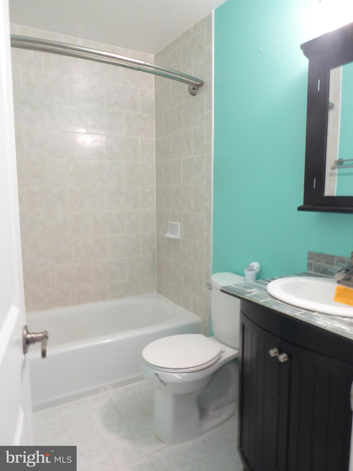 9332 Fort Smallwood Road Pasadena, MD 21122 - Photo 28 of 30 Bath