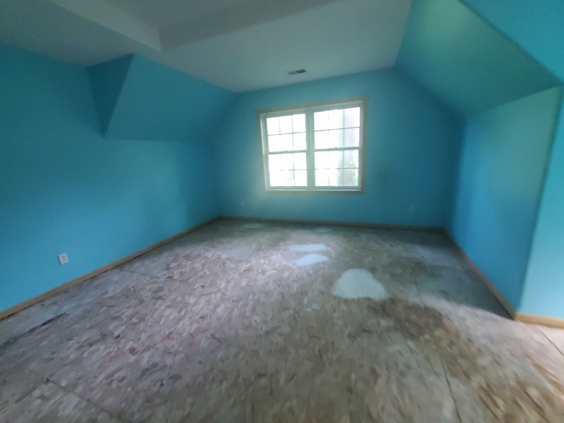 945 Waverly Road Davenport, IA 52804 - Photo 9 of 17 Gallery Image 9