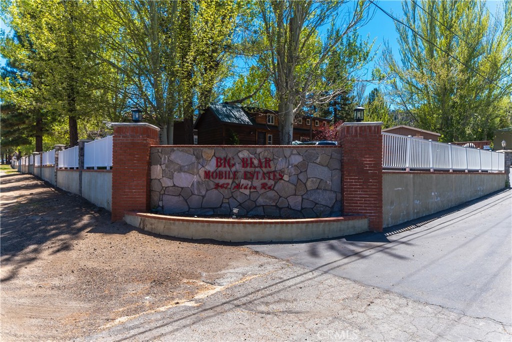 547 Alden Road, Unit RV10 Big Bear Lake, CA 92315 - Photo 3 of 17