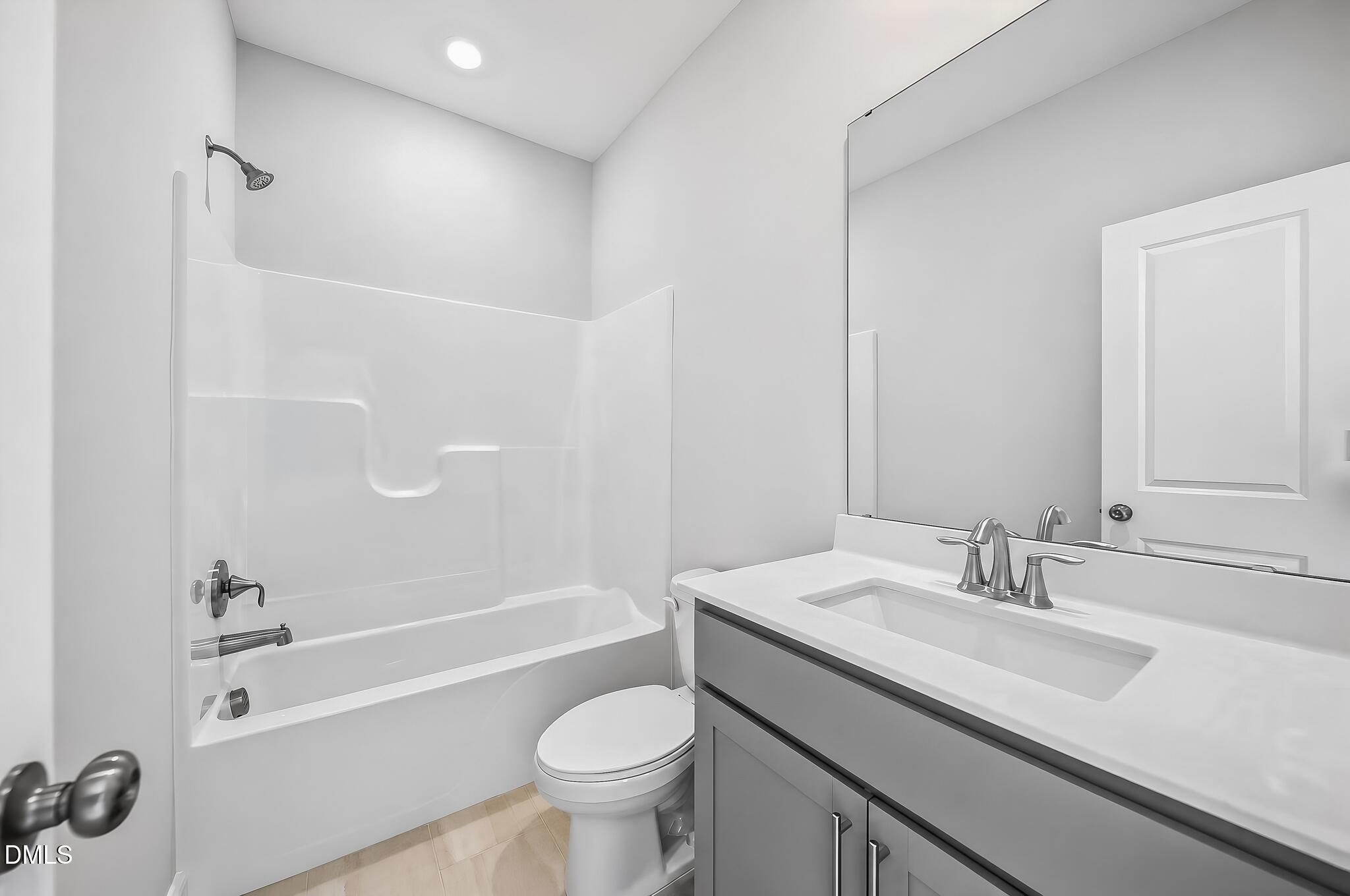3101 Sandy Bluff Road Raleigh, NC 27616 - Photo 21 of 34 SUN_EverleeSummit_Pic_TryonIII-25
