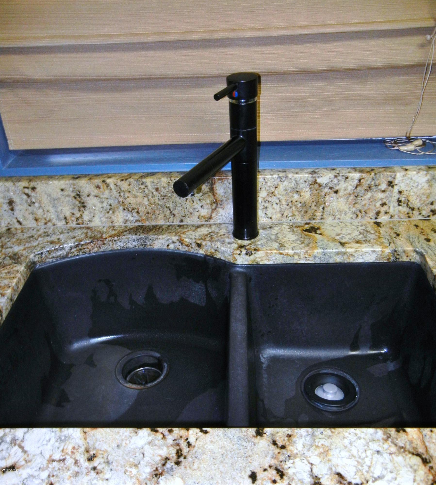 1287 North Alma School Road, Unit 165 Chandler, AZ 85224 - Photo 3 of 28 Alma sch kit 7 DSCN9814