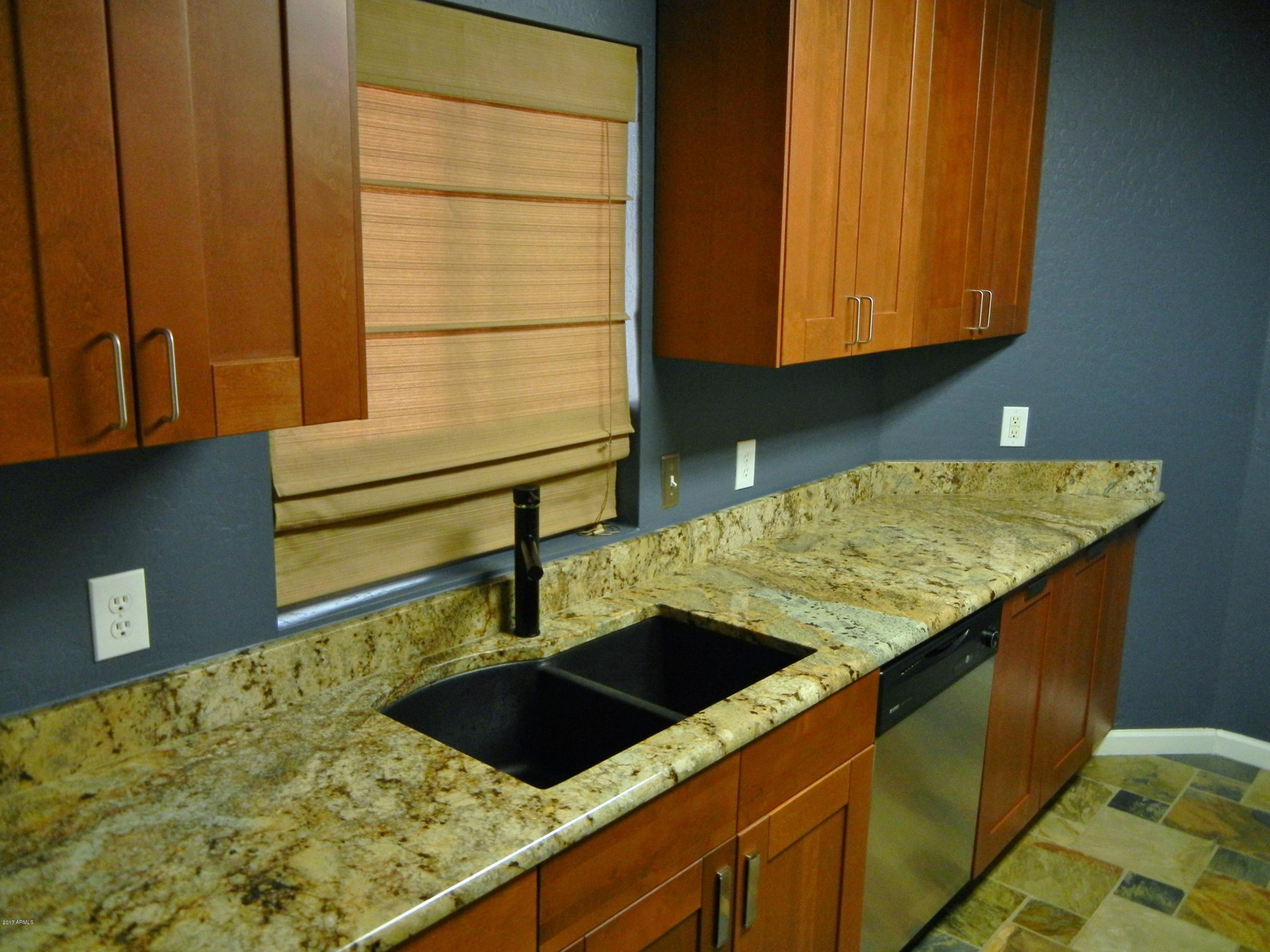 1287 North Alma School Road, Unit 165 Chandler, AZ 85224 - Photo 5 of 28 Alma School kit 5 DSCN9842