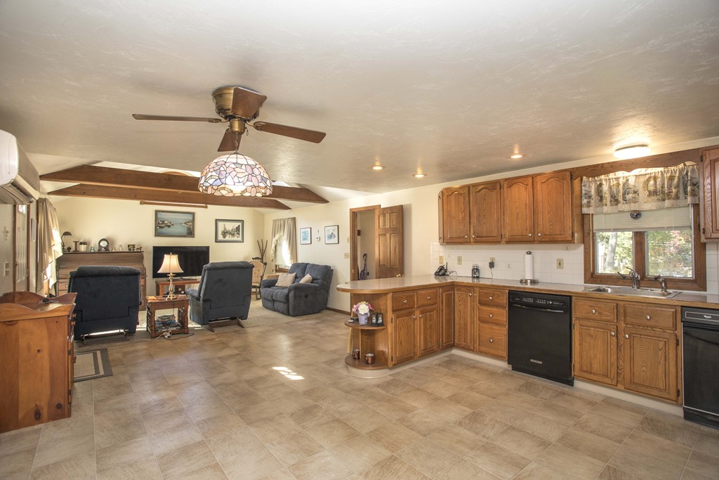 72 Packard Road Stoughton, MA 02072 - Photo 11 of 30 Gallery Image 11