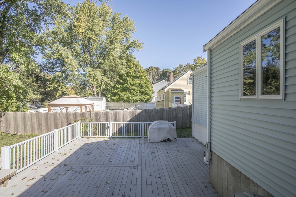 72 Packard Road Stoughton, MA 02072 - Photo 4 of 30 Gallery Image 4