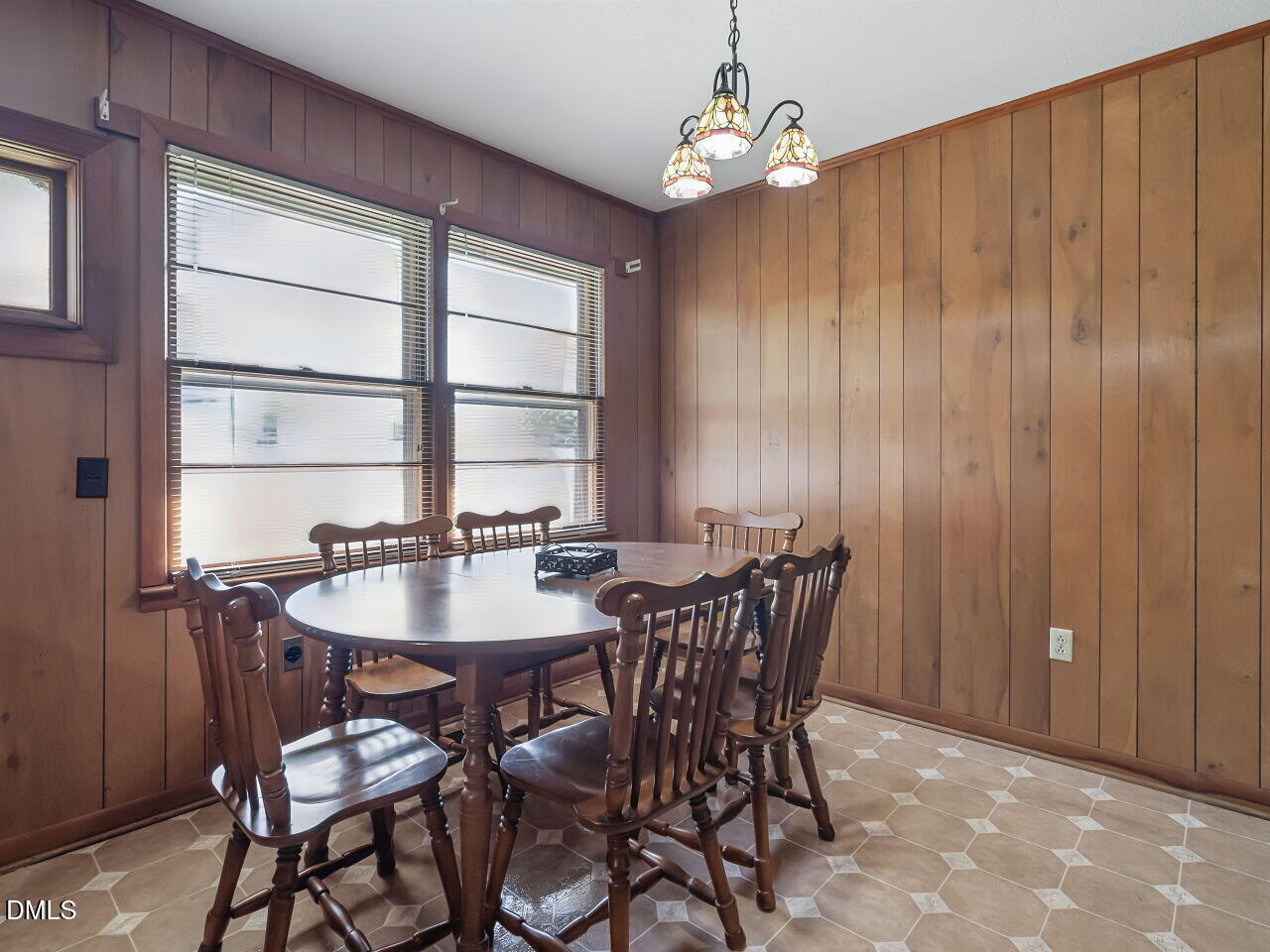 1059 South Hollybrook Road Wendell, NC 27591 - Photo 7 of 25 007-1280x960-dining-room