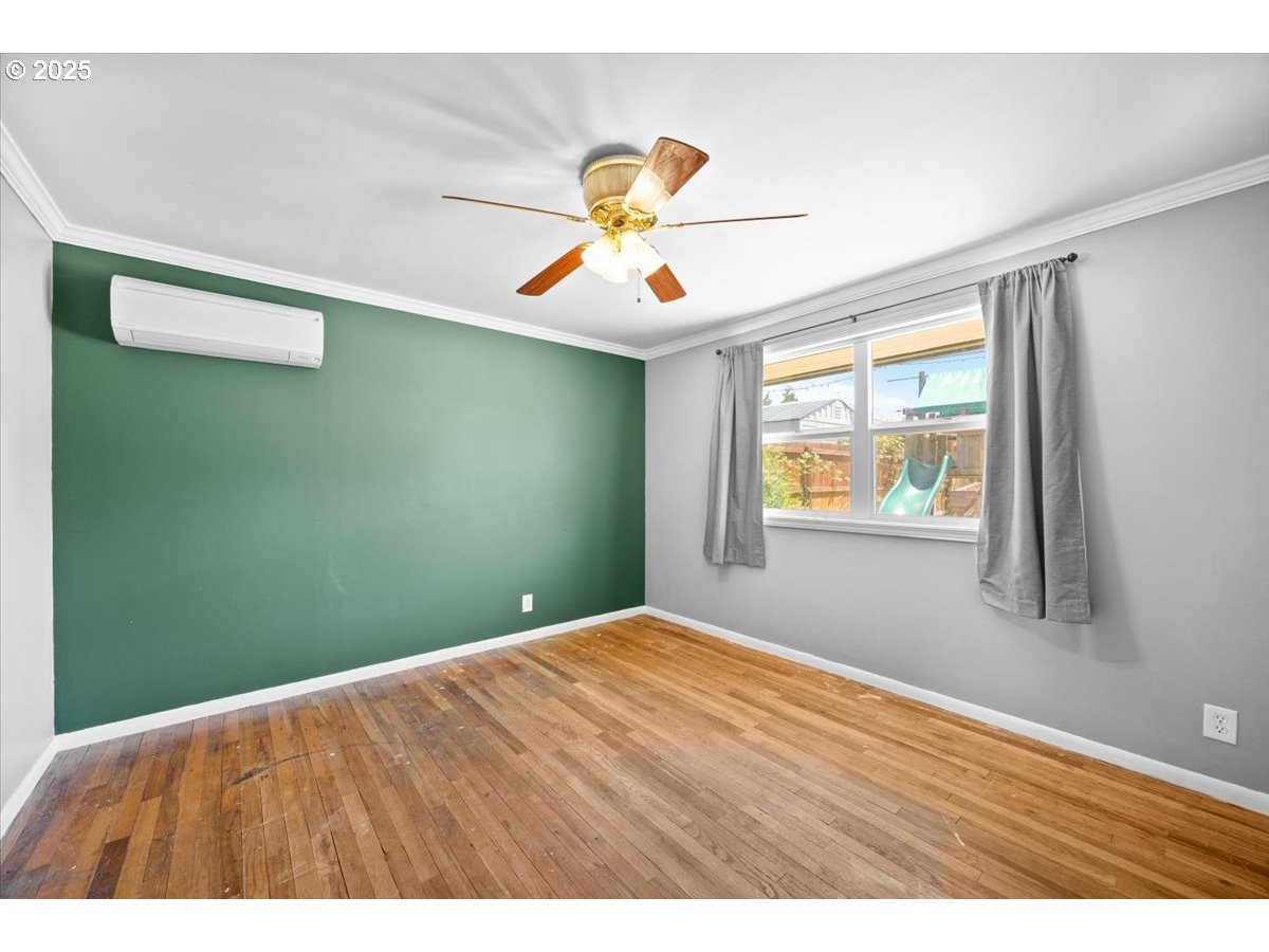 631 East 4th Avenue Riddle, OR 97469 - Photo 12 of 23 Gallery Image 12