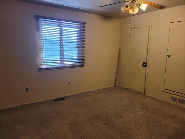 $129,000 | 41276 North Woodbury Green Drive, Belleville, MI 48111