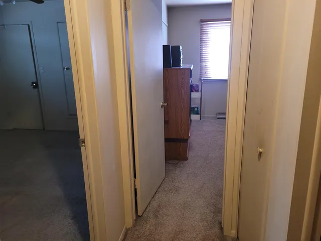 $129,000 | 41276 North Woodbury Green Drive, Belleville, MI 48111