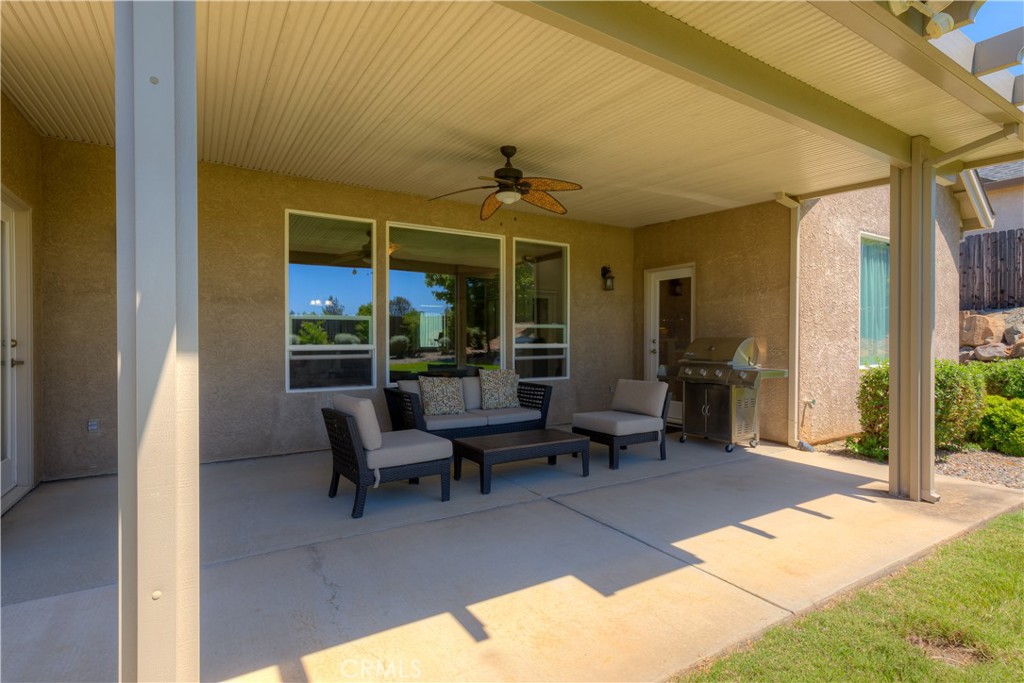 1935 Tarmac Road Redding, CA 96003 - Photo 38 of 56