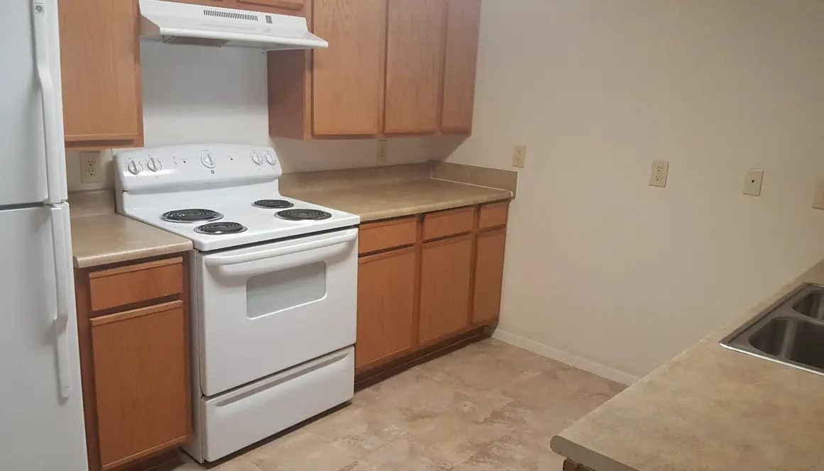 248 Old Osage Road Gatesville, TX 76528 - Photo 6 of 10 a utility room with dryer and washer