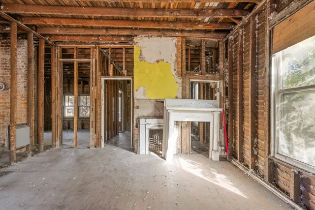 a view of a storage & utility room