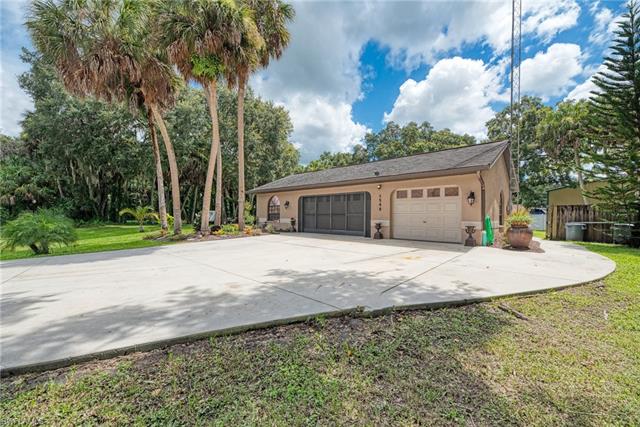 1588 Rada Lane North Port, FL 34288 - Photo 4 of 35 Gallery Image 4