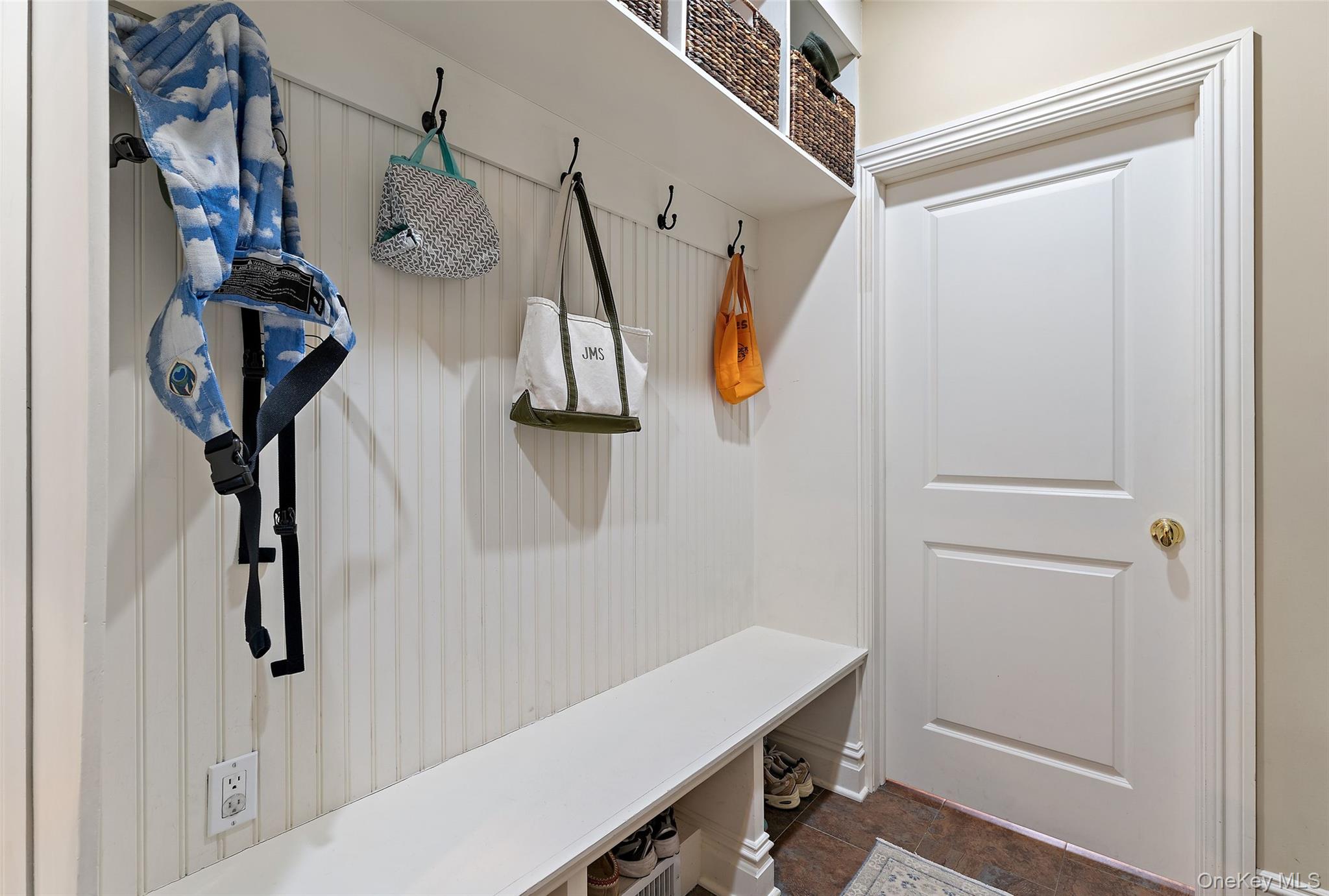 33 Wynmor Road Scarsdale, NY 10583 - Photo 15 of 40 Mudroom to laundry area and 2 car garage on first floor