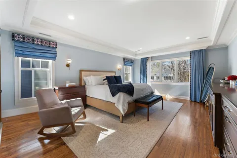 $3,295,000 | 33 Wynmor Road, Scarsdale, NY 10583