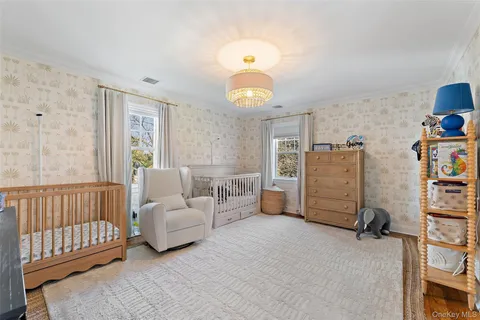 $3,295,000 | 33 Wynmor Road, Scarsdale, NY 10583