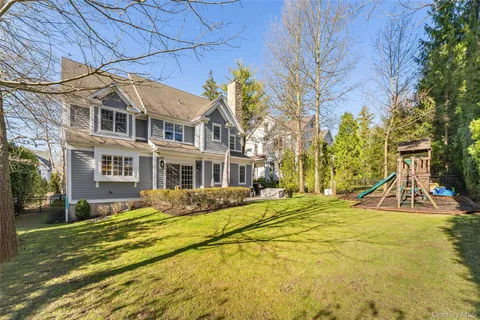 $3,295,000 | 33 Wynmor Road, Scarsdale, NY 10583