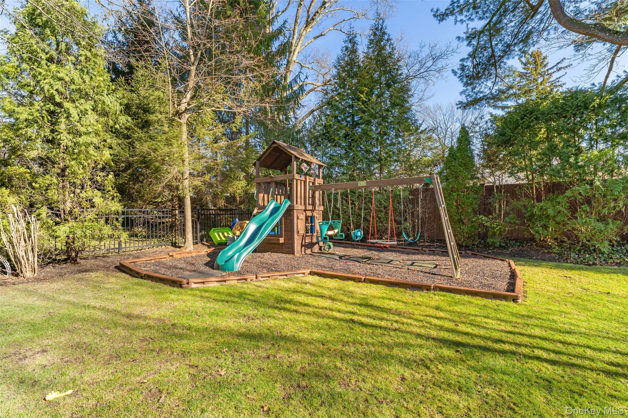 33 Wynmor Road Scarsdale, NY 10583 - Photo 34 of 40