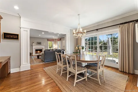 $3,295,000 | 33 Wynmor Road, Scarsdale, NY 10583