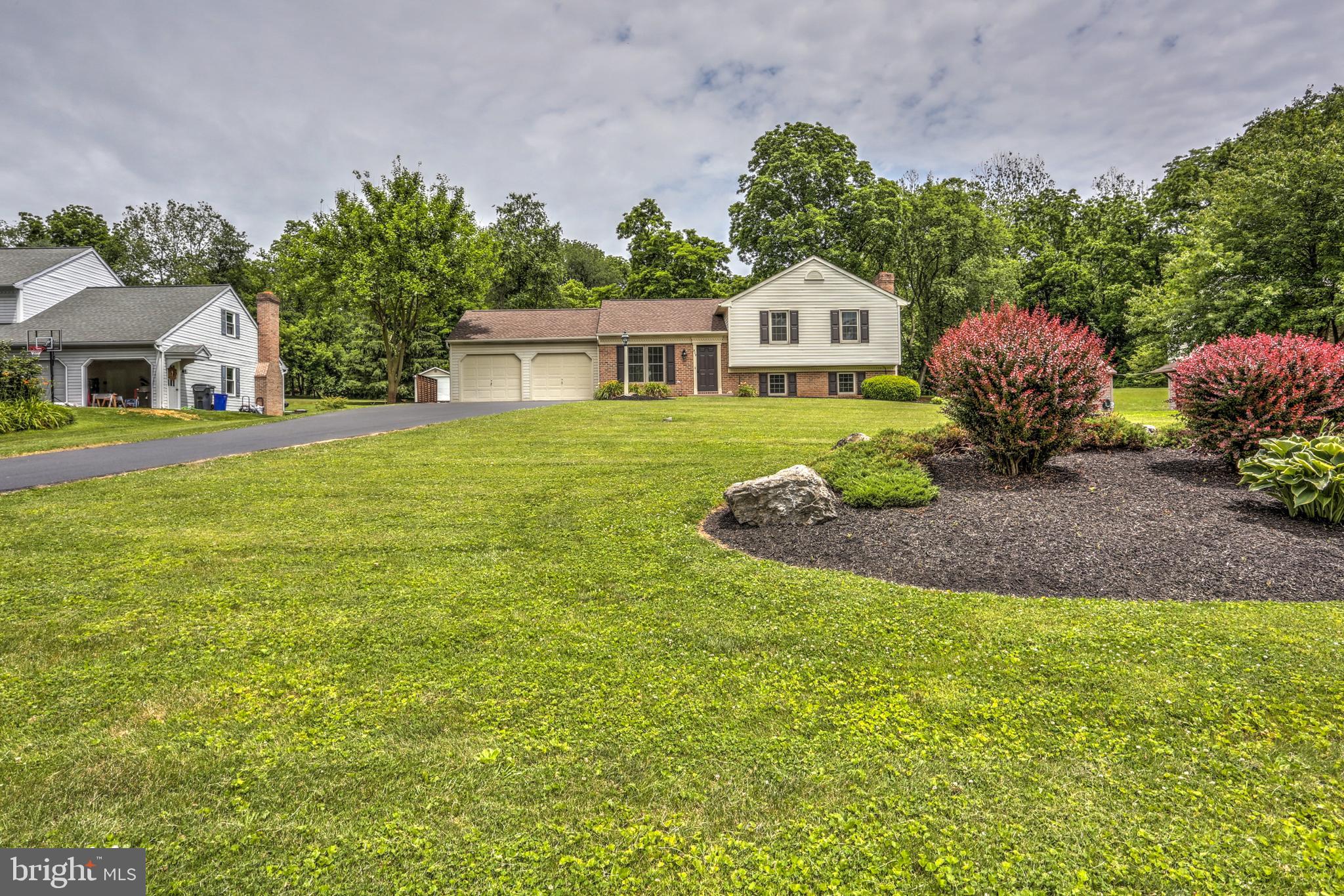 819 Old Road Strasburg, PA 17579 - Photo 2 of 45 Gallery Image 2
