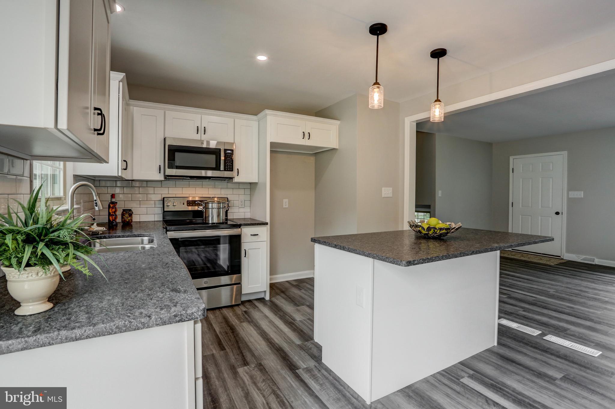 819 Old Road Strasburg, PA 17579 - Photo 13 of 45 Gallery Image 13