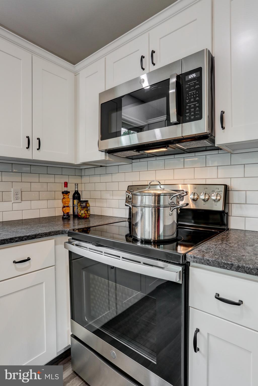 819 Old Road Strasburg, PA 17579 - Photo 18 of 45 Gallery Image 18