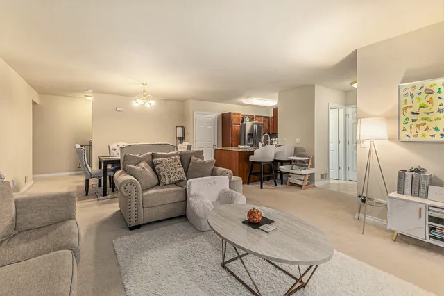 $319,000 | 5702 Hampshire Lane, Ypsilanti, MI 48197