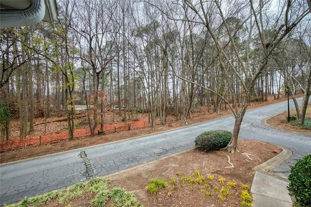 $190,000 | 310 Natchez Trace, Atlanta, GA 30350