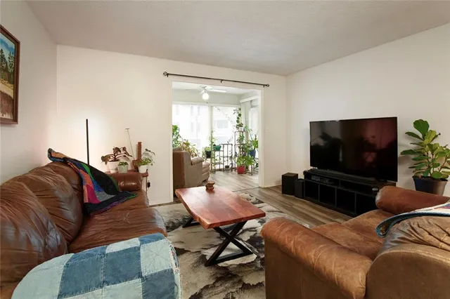 $190,000 | 310 Natchez Trace, Atlanta, GA 30350