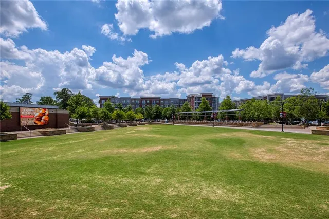 $190,000 | 310 Natchez Trace, Atlanta, GA 30350