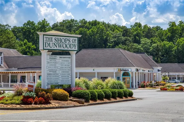 $190,000 | 310 Natchez Trace, Atlanta, GA 30350