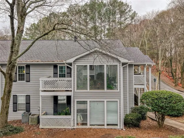 $190,000 | 310 Natchez Trace, Atlanta, GA 30350