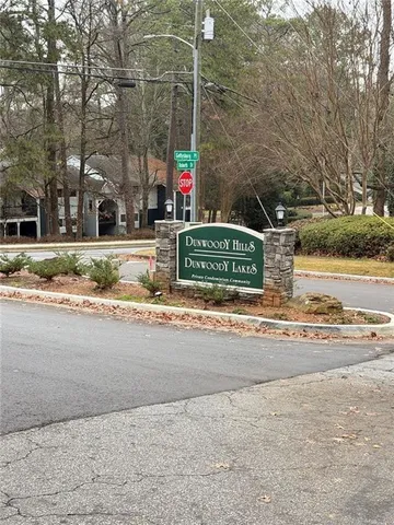 $190,000 | 310 Natchez Trace, Atlanta, GA 30350