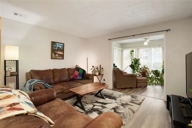 $190,000 | 310 Natchez Trace, Atlanta, GA 30350