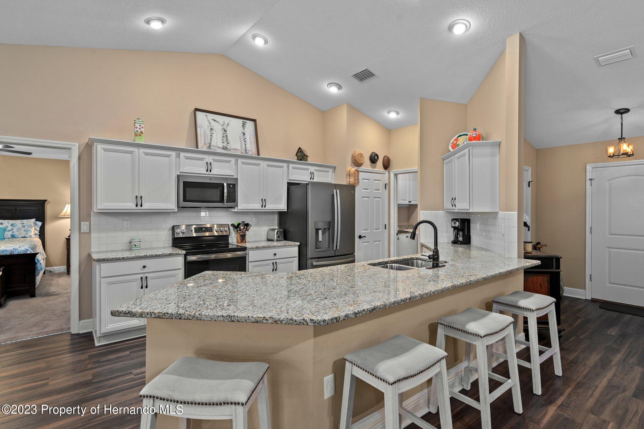 12459 Moneta Road Weeki Wachee, FL 34614 - Photo 8 of 42 15-web-or-mls-DSC06112