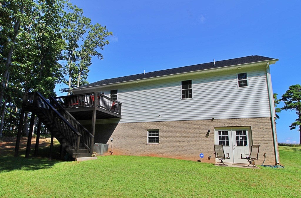 804 Skyline Road Appomattox, VA 24522 - Photo 5 of 32 Gallery Image 5