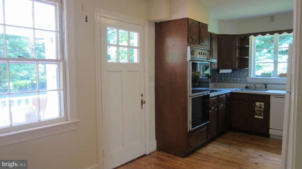 60 Frazier Road Warrenton, VA 20186 - Photo 14 of 30 Kitchen