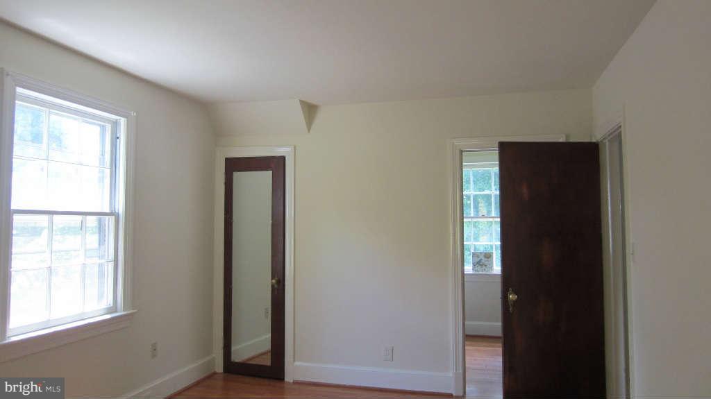60 Frazier Road Warrenton, VA 20186 - Photo 21 of 30 Bedroom Master