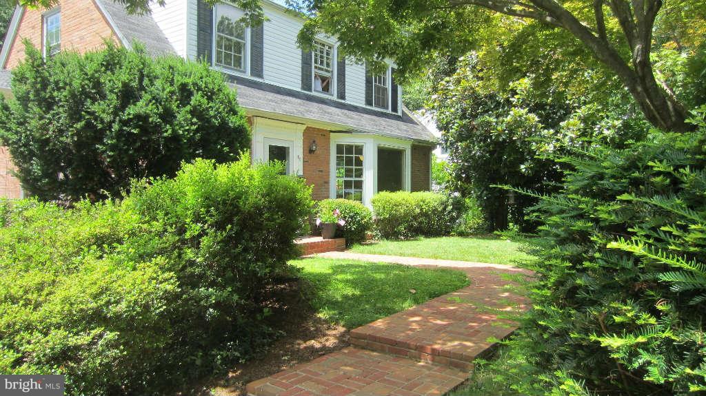 60 Frazier Road Warrenton, VA 20186 - Photo 30 of 30 Walk to Front Door