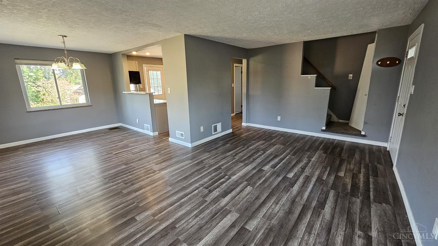 4968 Mt Alverno Road Cincinnati, OH 45238 - Photo 3 of 23 Gallery Image 3