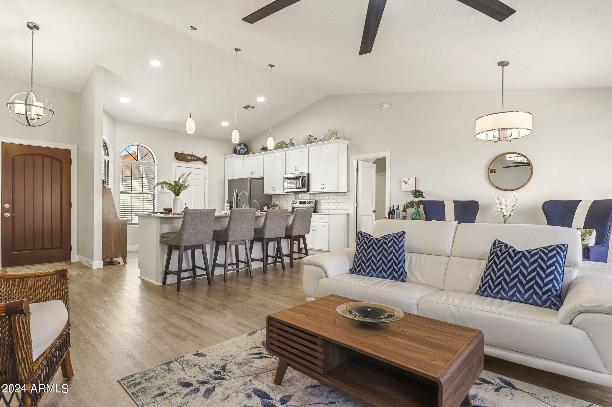 2718 East Rockledge Road Phoenix, AZ 85048 - Photo 8 of 35 Gallery Image 8