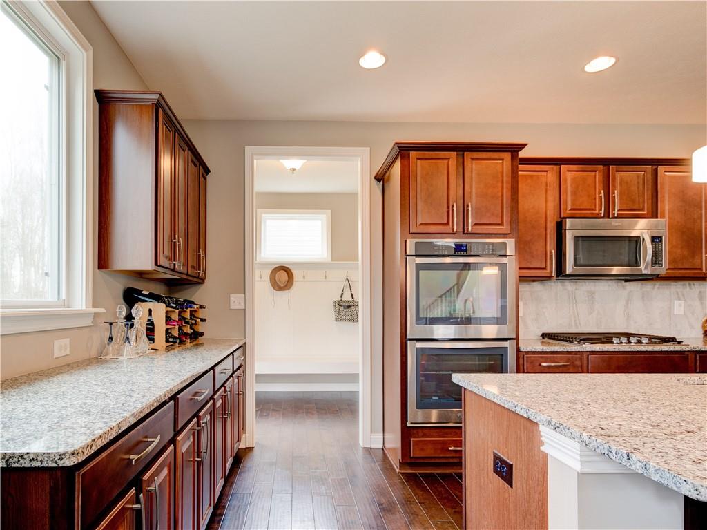 3203 Red Fox Trail Columbus, IN 47201 - Photo 30 of 60