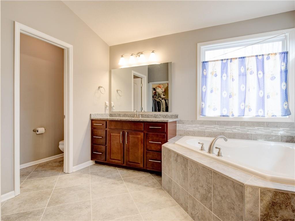 3203 Red Fox Trail Columbus, IN 47201 - Photo 43 of 60