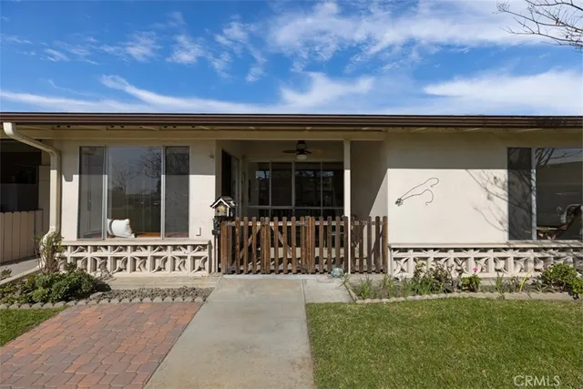 $399,000 | 1541 Northwood Road, Unit 273D, Seal Beach, CA 90740