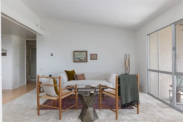 $399,000 | 1541 Northwood Road, Unit 273D, Seal Beach, CA 90740