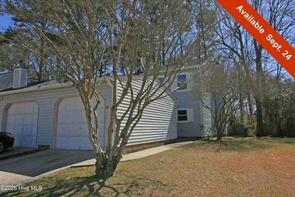 $1,250 | 115 Greenford Place, Jacksonville, NC 28540