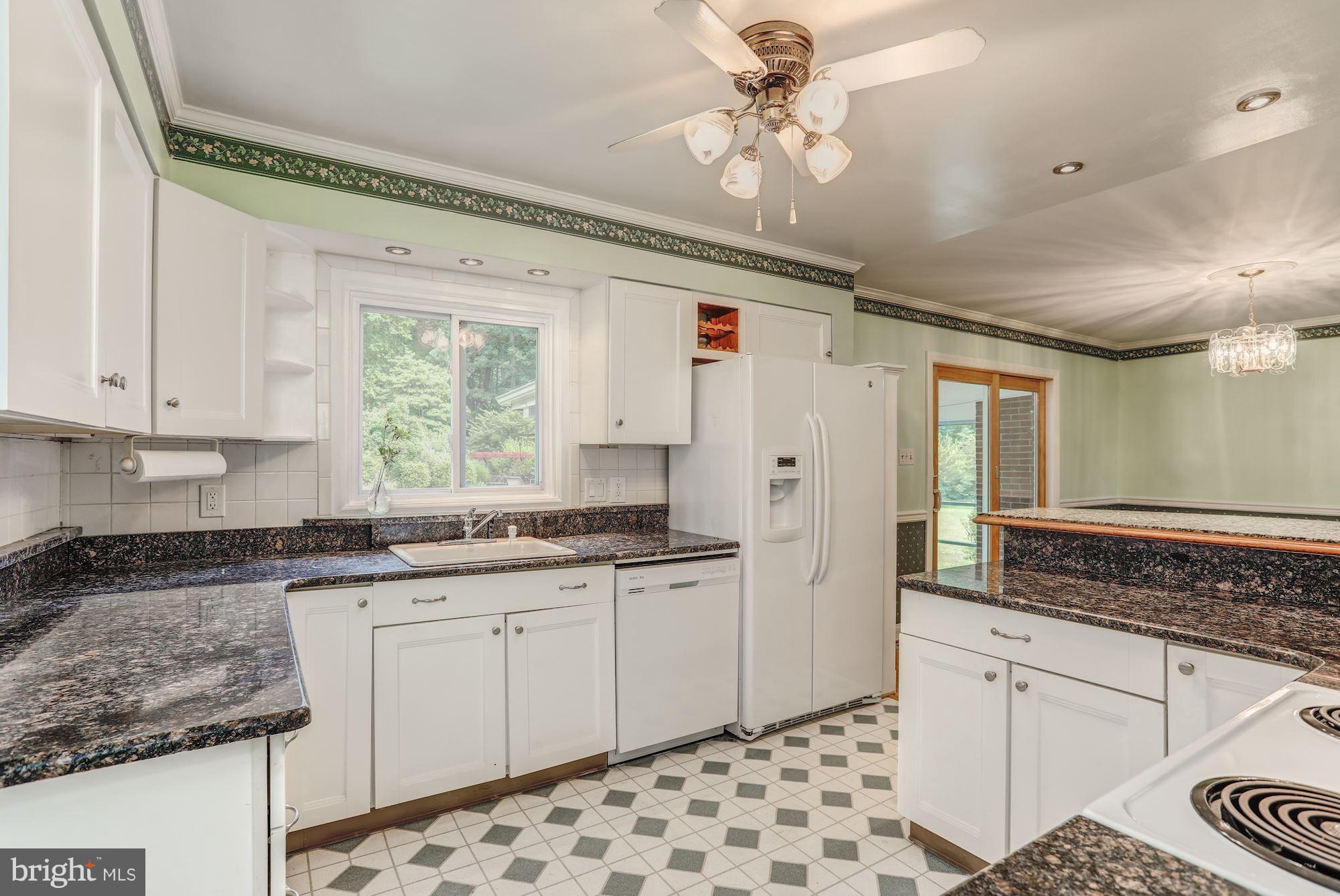 6591 Waterford Road Rixeyville, VA 22737 - Photo 4 of 26 Kitchen